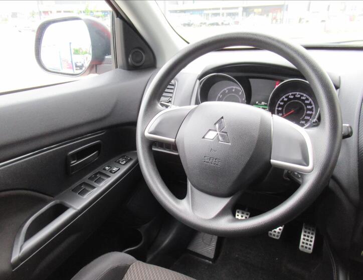 Mitsubishi ASX 12