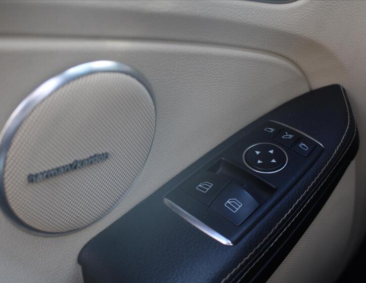 Mercedes-Benz SLK 23