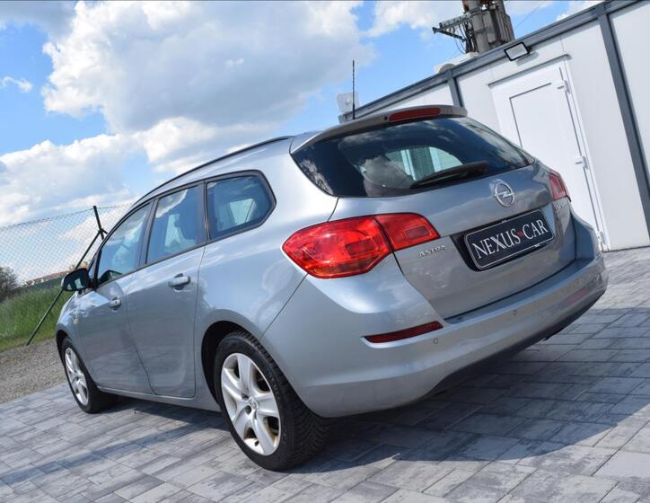 Opel Astra 7