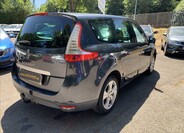 Renault Scénic 8