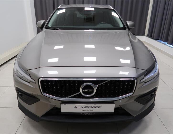 Volvo V60 2