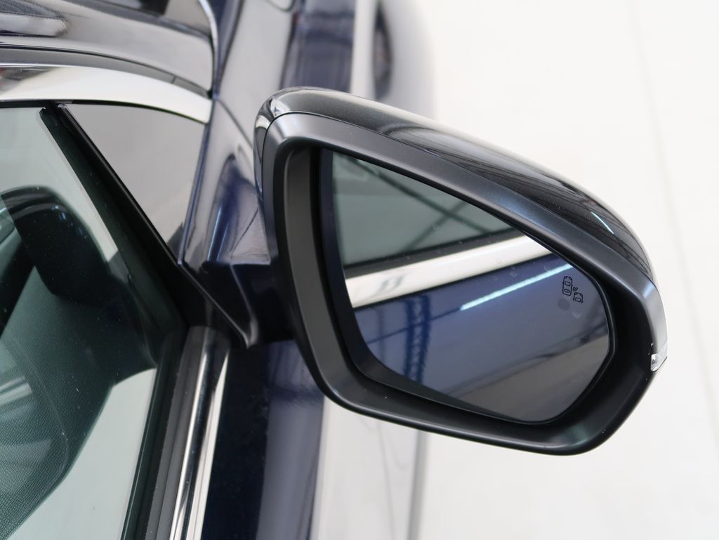 DS Automobiles DS7 Crossback