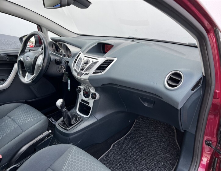 Ford Fiesta 22
