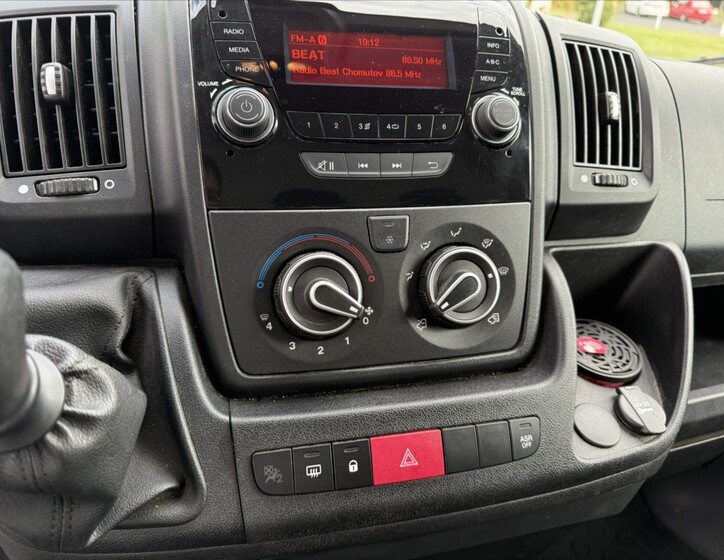 Peugeot Boxer 11