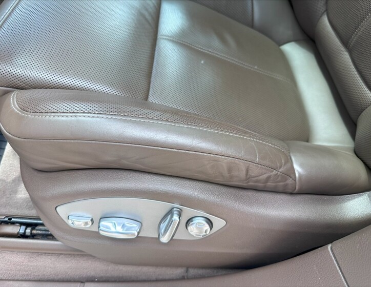Porsche Cayenne 23