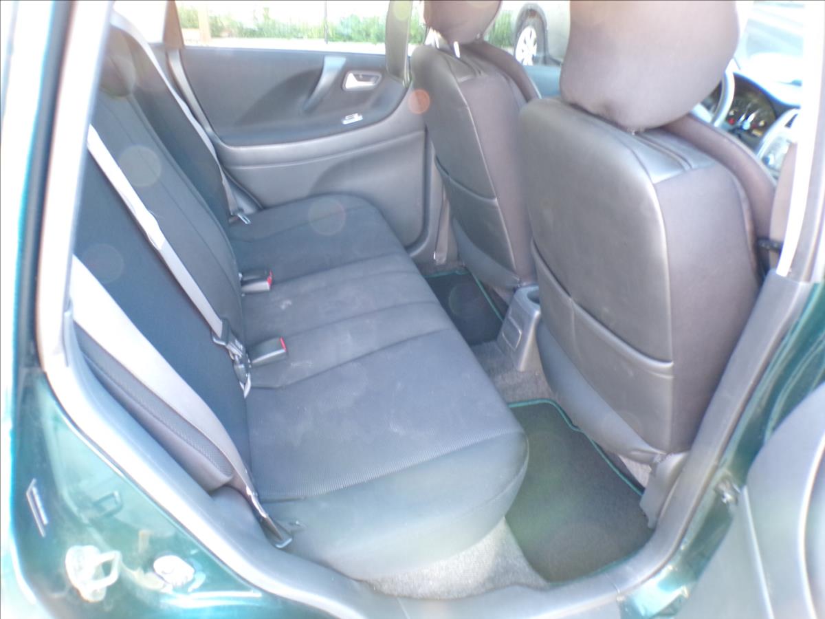 Suzuki Liana