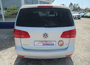 Volkswagen Touran 6