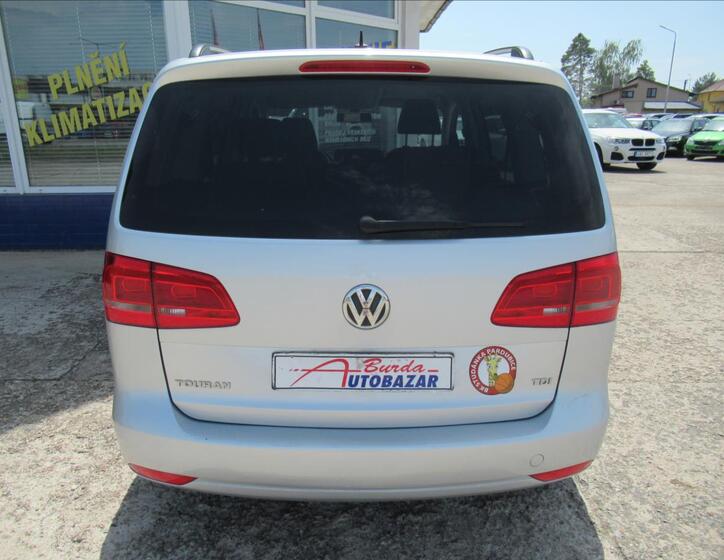 Volkswagen Touran 6