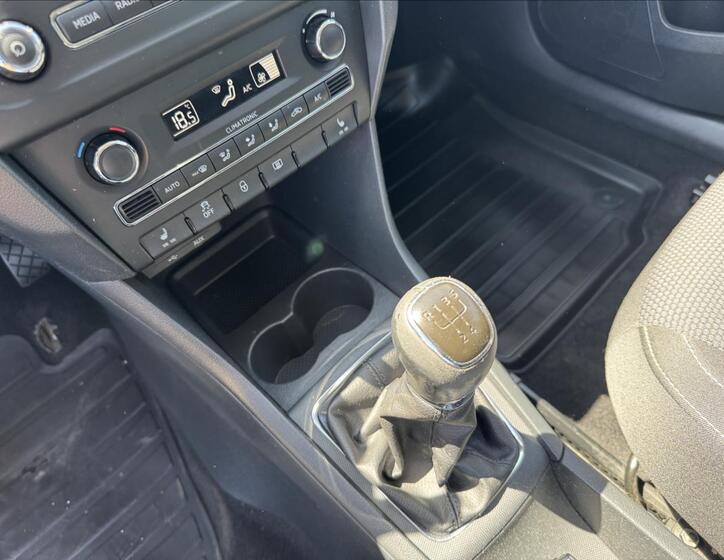 Škoda Rapid 16