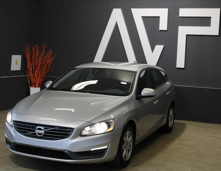 Volvo V60 2