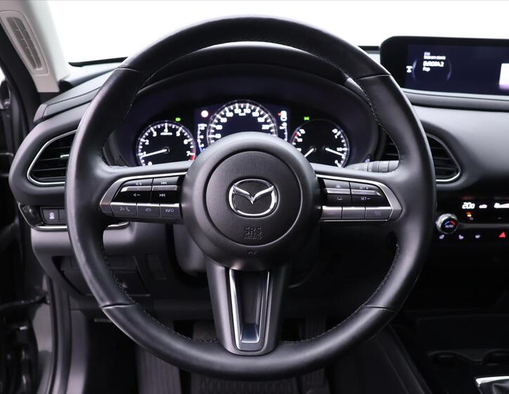Mazda CX-30 18