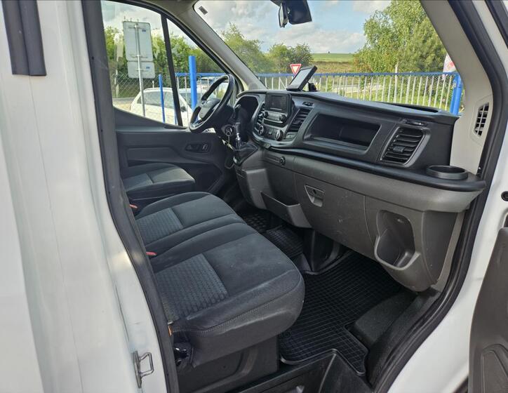 Ford Transit 5