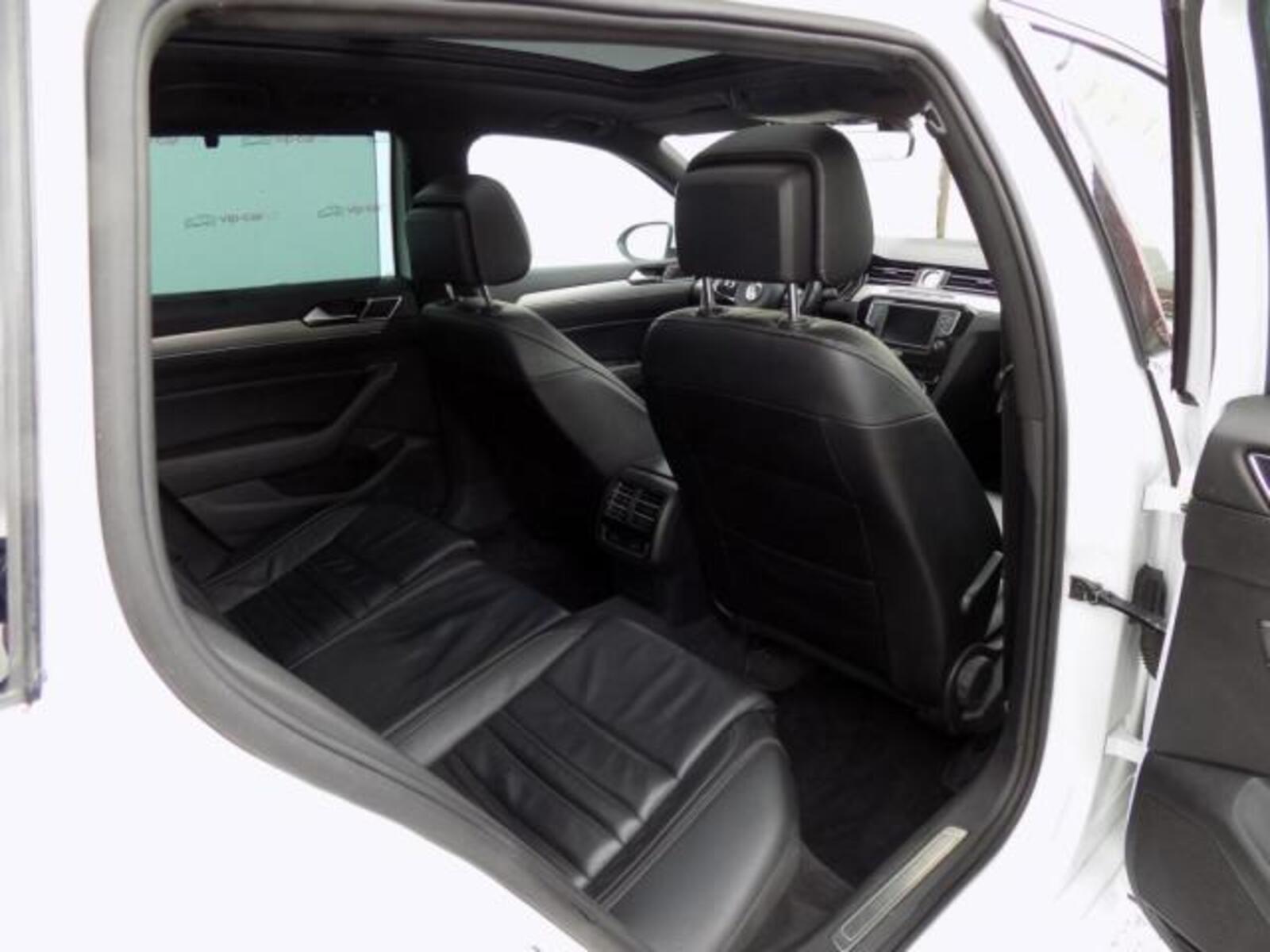 Volkswagen Passat 23