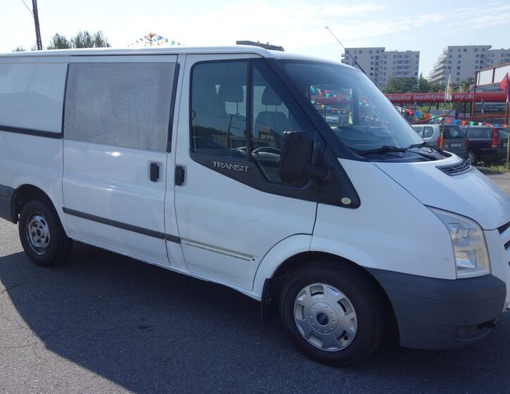 Ford Transit 12