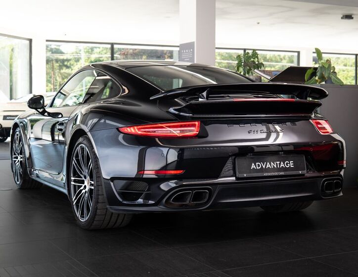 Porsche 911 4