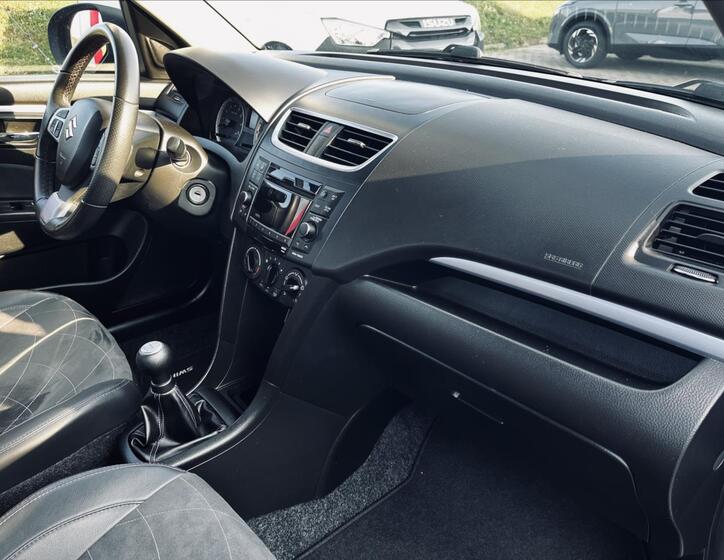 Suzuki Swift 18