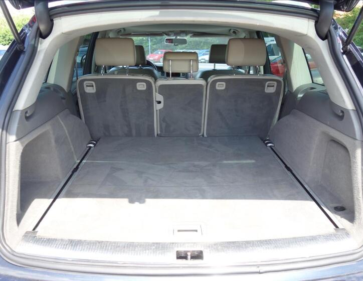 Audi Q7 17