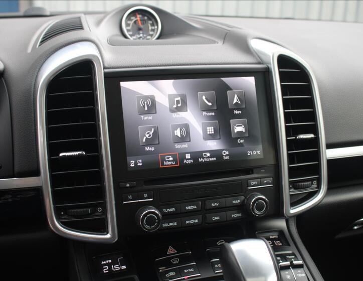 Porsche Cayenne 38