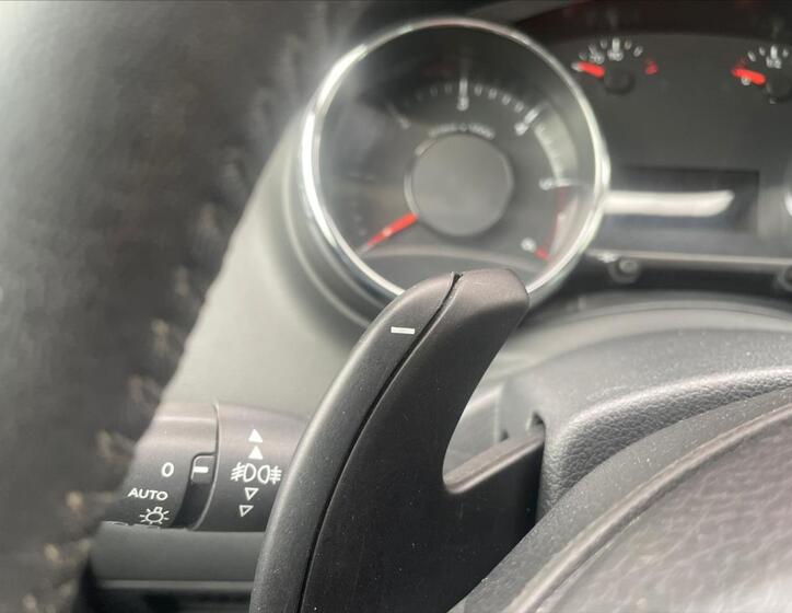 Peugeot 5008 14