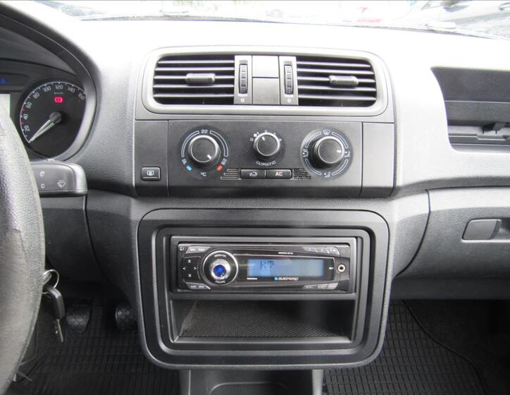 Škoda Fabia 15
