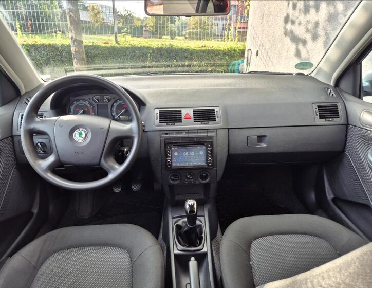 Škoda Fabia 22