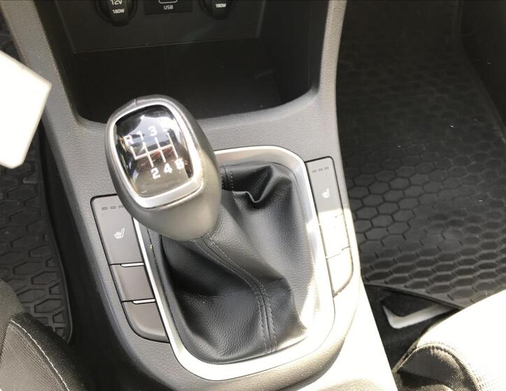 Hyundai i30 13