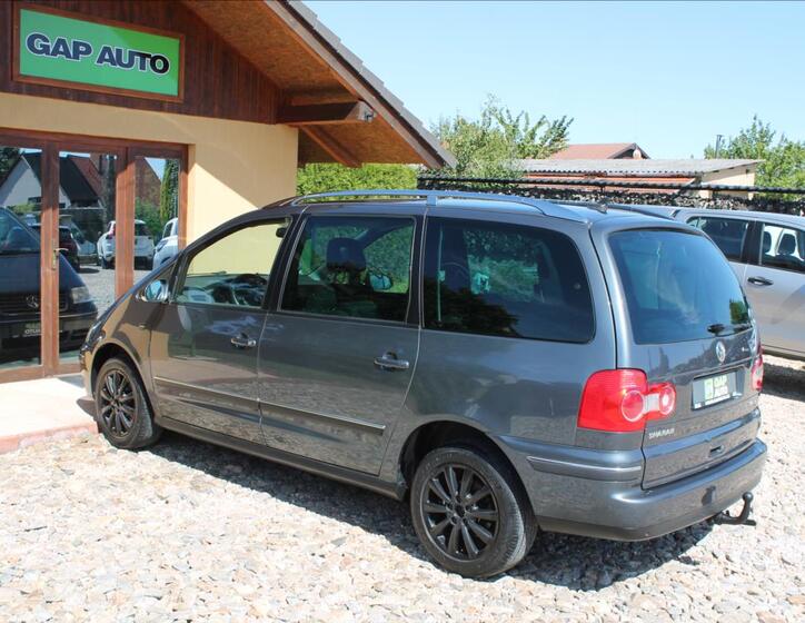 Volkswagen Sharan 4