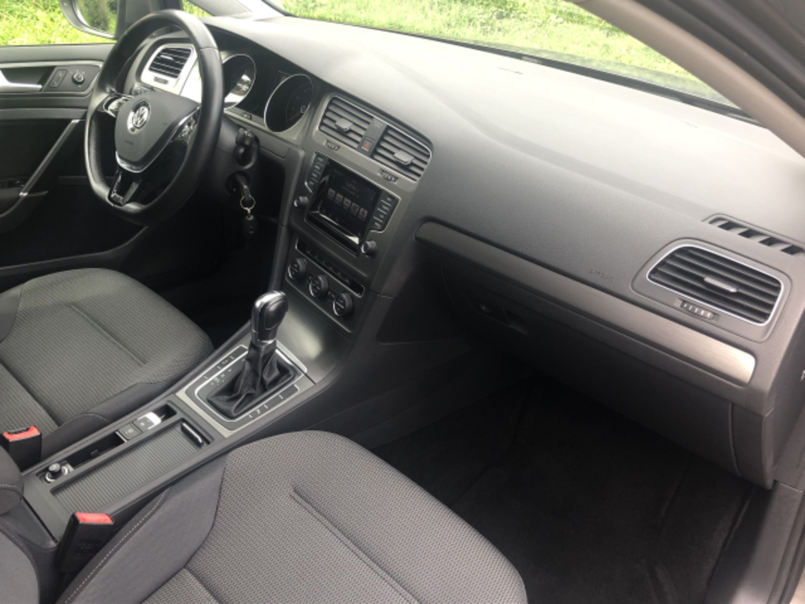 Volkswagen Golf 33