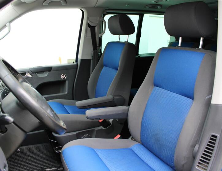 Volkswagen Caravelle 14