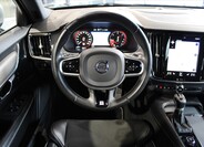 Volvo V90 17