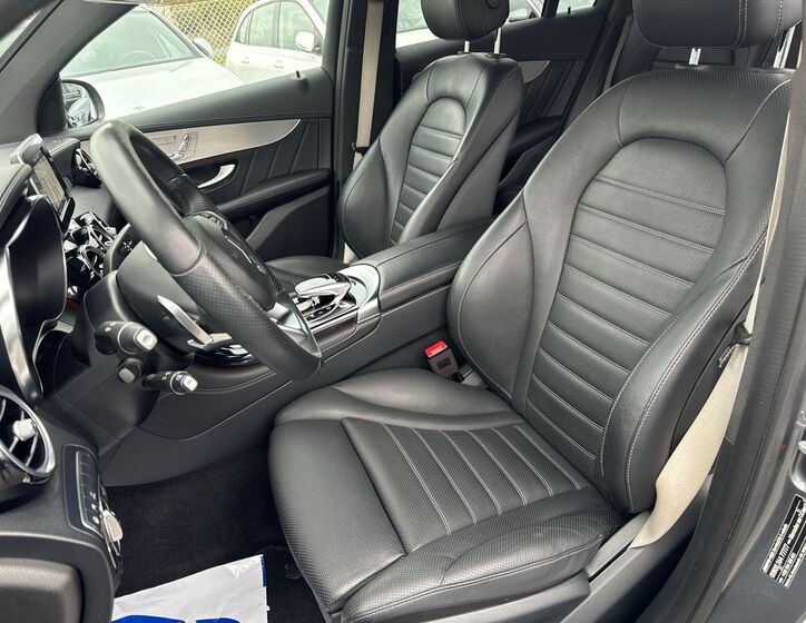Mercedes-Benz GLC 13
