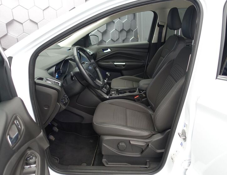 Ford Kuga 23