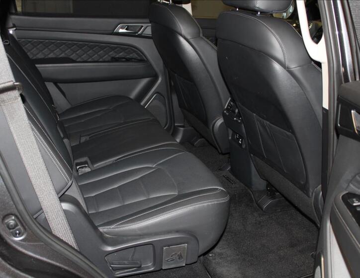 SsangYong Rexton 23