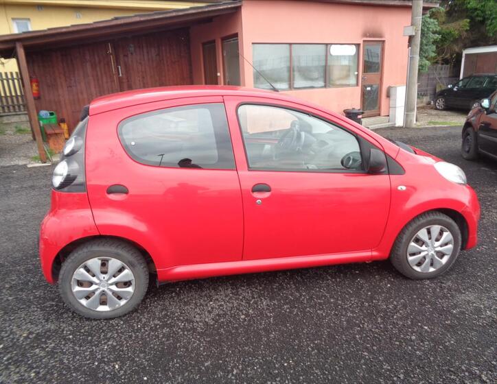 Citroën C1 6