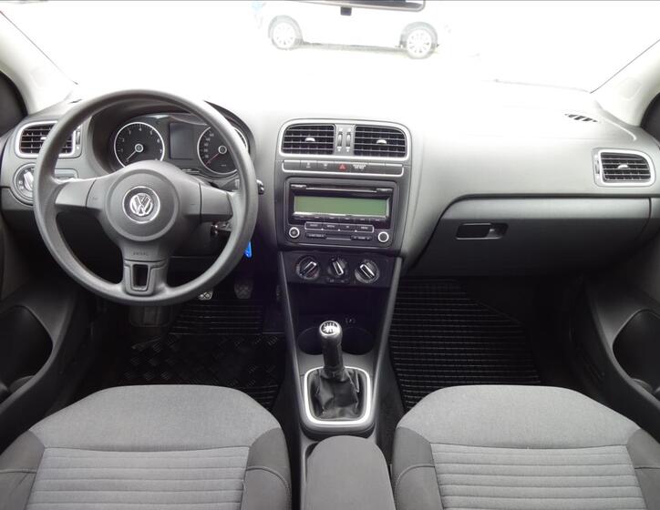 Volkswagen Polo 33