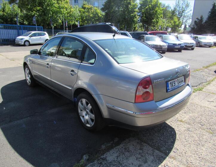 Volkswagen Passat 4