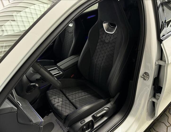 Volkswagen Passat 35