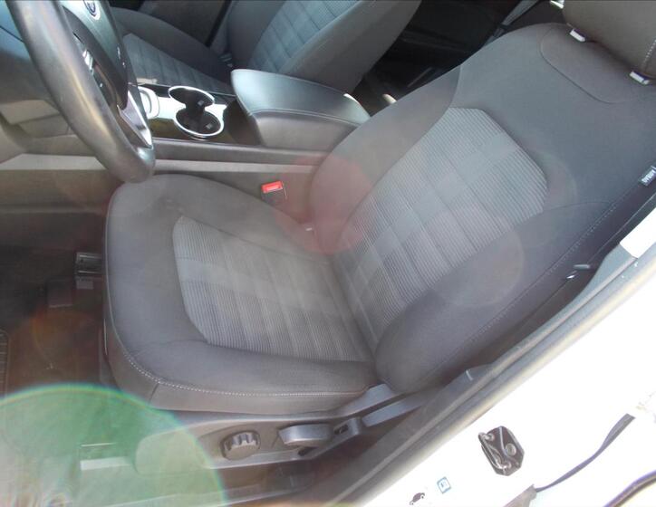 Ford Galaxy 17