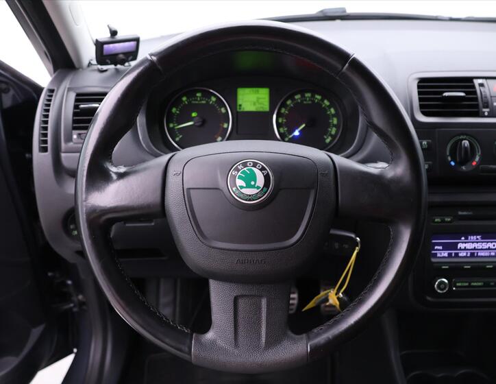 Škoda Fabia 16