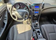 Hyundai i30 13