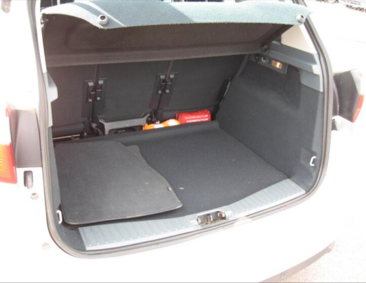 Ford C-MAX 9