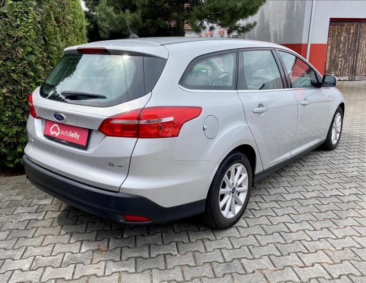 Ford Focus 5