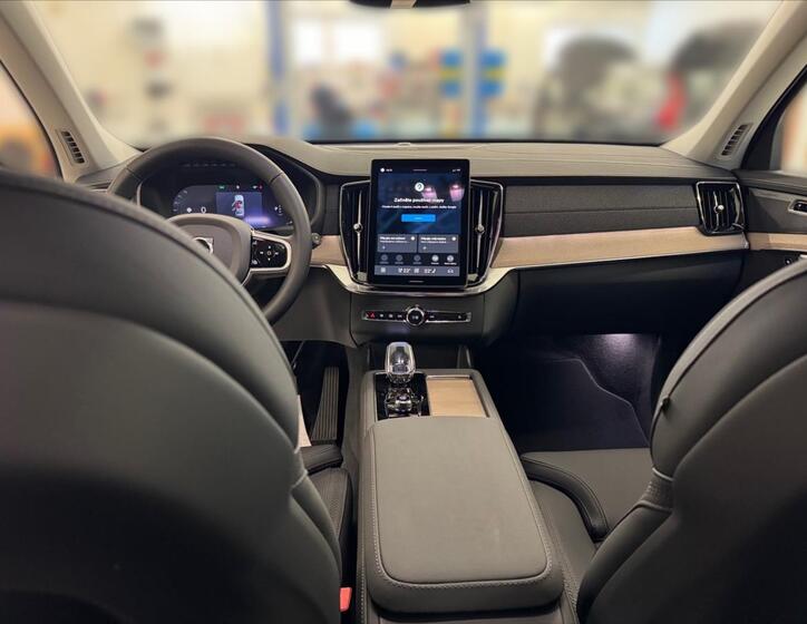 Volvo XC90 10