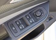 Volkswagen Golf 16