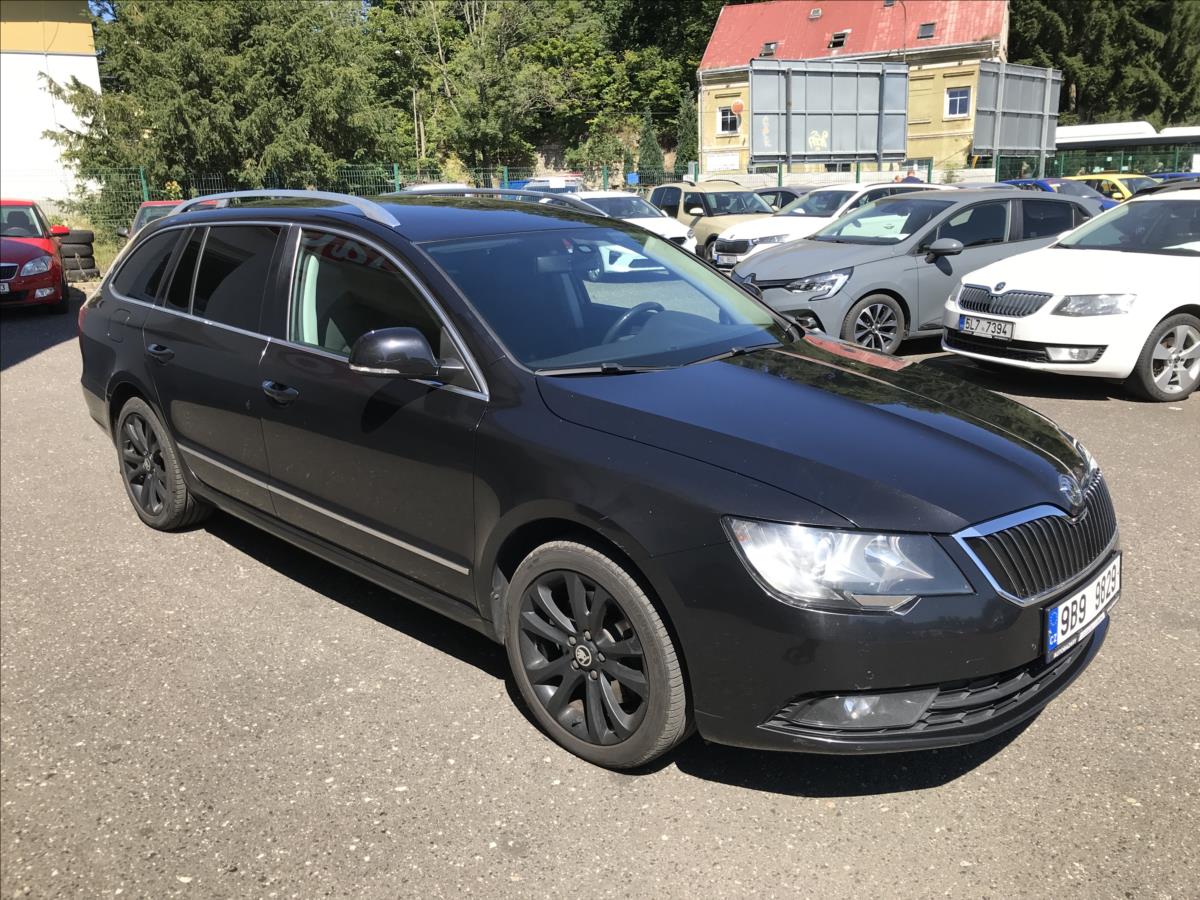 Škoda Superb
