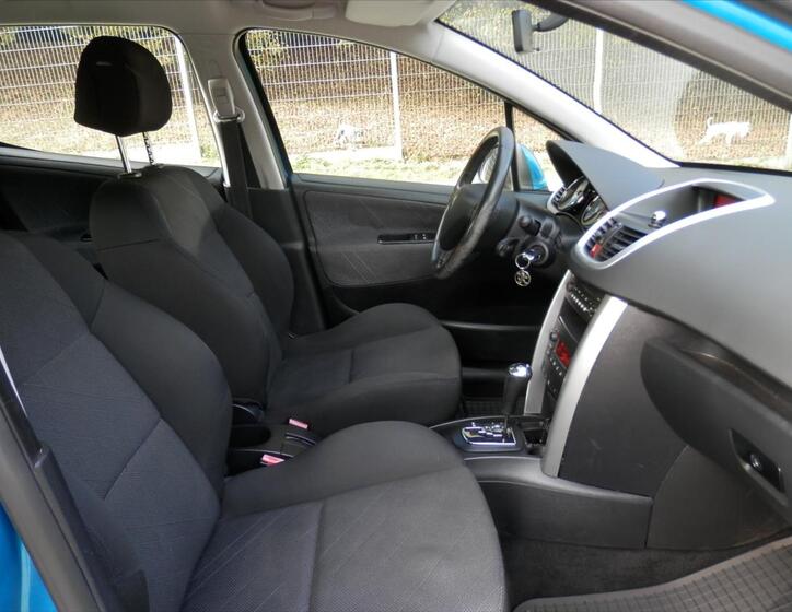 Peugeot 207 13