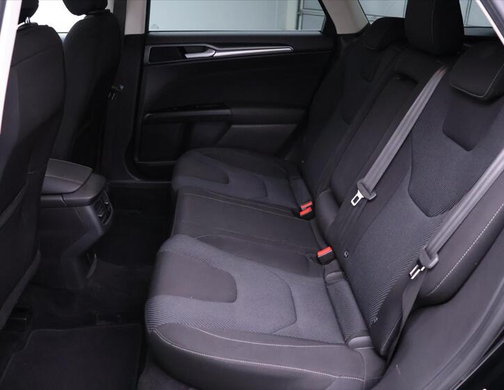 Ford Mondeo 15