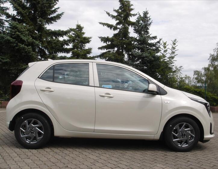 KIA Picanto 10