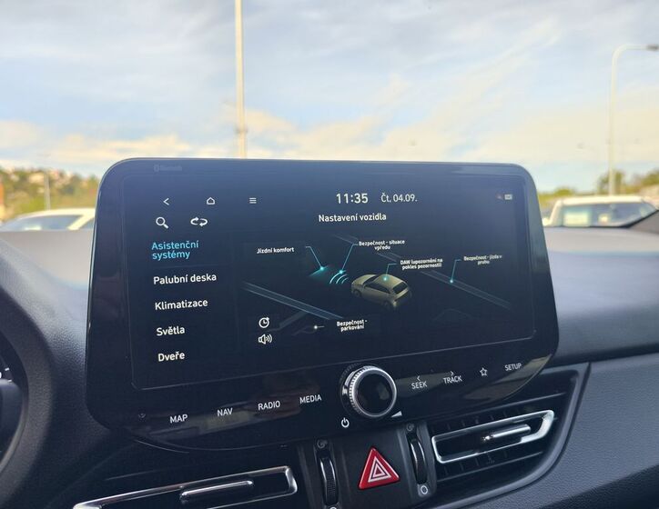 Hyundai i30 18