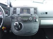 Volkswagen Multivan 27